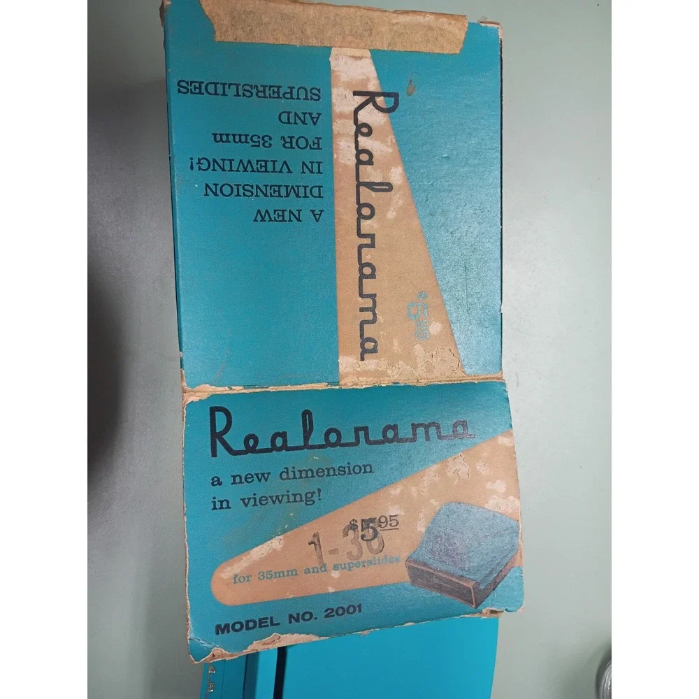 Vintage Realist Realorama 2001 Slide Viewer Turquoise 35mm Superslides with Box